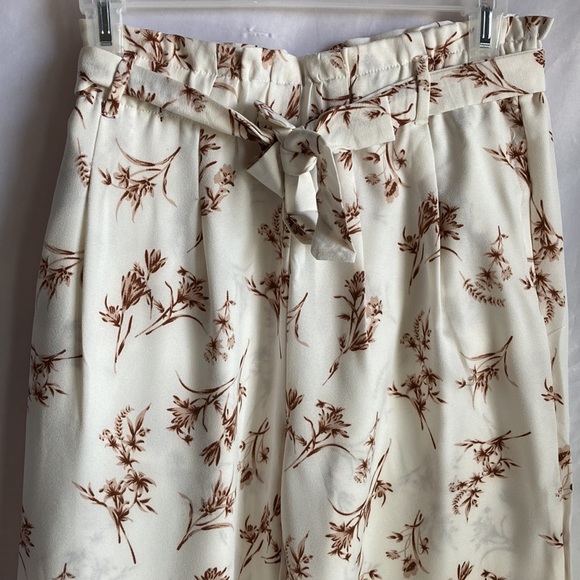 Bailey’s Blossoms Beach/Resort Paper Bag Style Pants Size Various - Picture 2 of 9